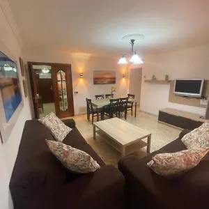 https://gran-y-magnifico-apartamento-en-malaga-centro.hotelsinnerja.org